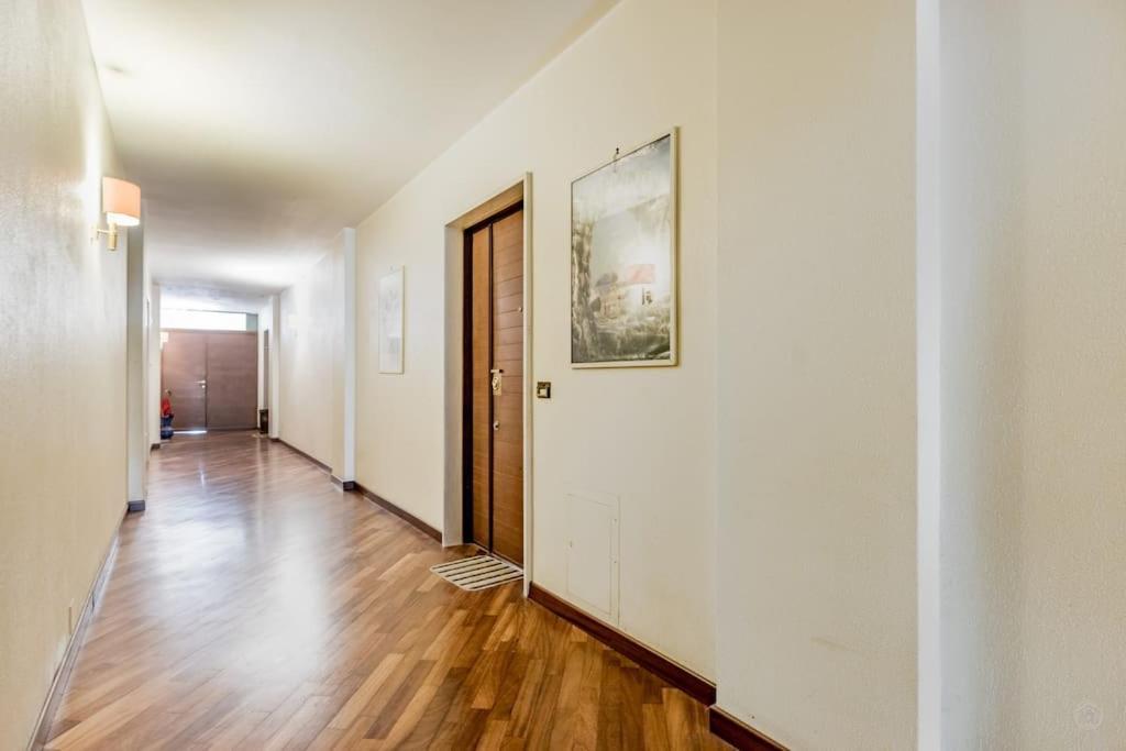 Luxury Apartment Front Of Cavalieri Hilton Hotel Roma Exterior foto